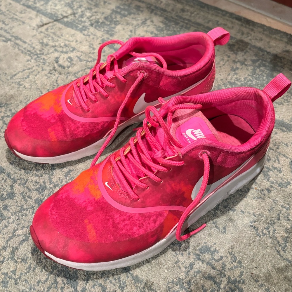 Nike Pink Running Sneakers